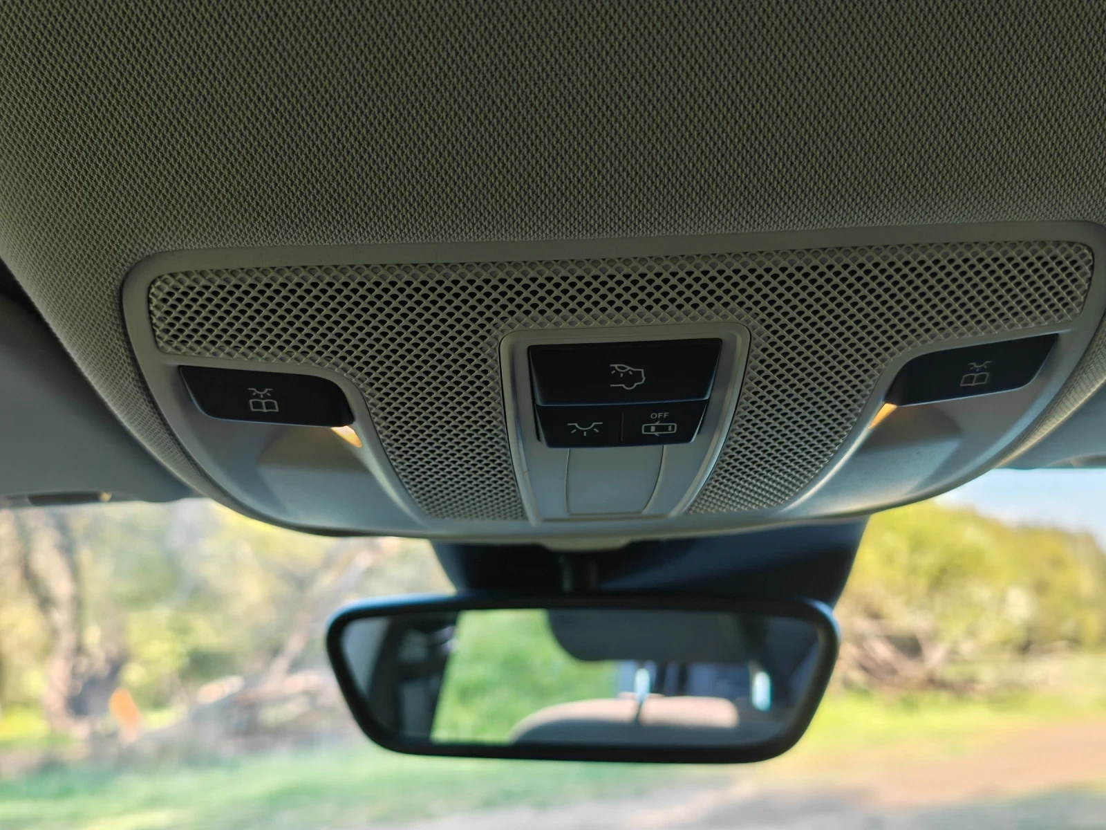 Infiniti Q30, снимка 9 - Автомобили и джипове - 54305682