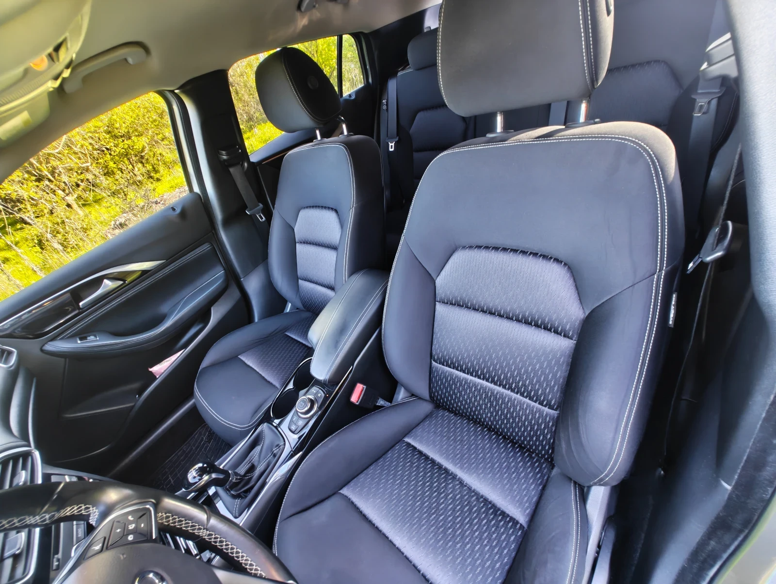 Infiniti Q30, снимка 15 - Автомобили и джипове - 54305682