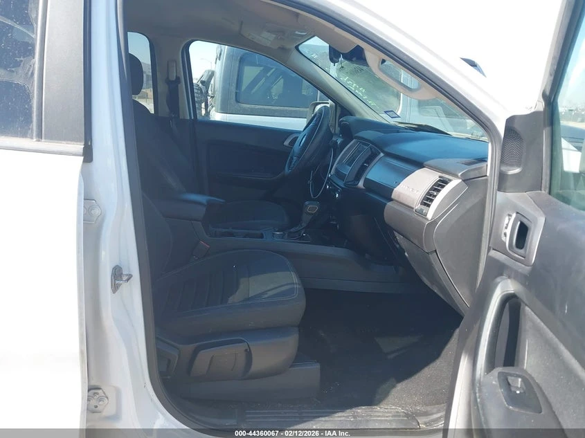 Ford Ranger 2.3l Xl, снимка 5 - Автомобили и джипове - 54314612