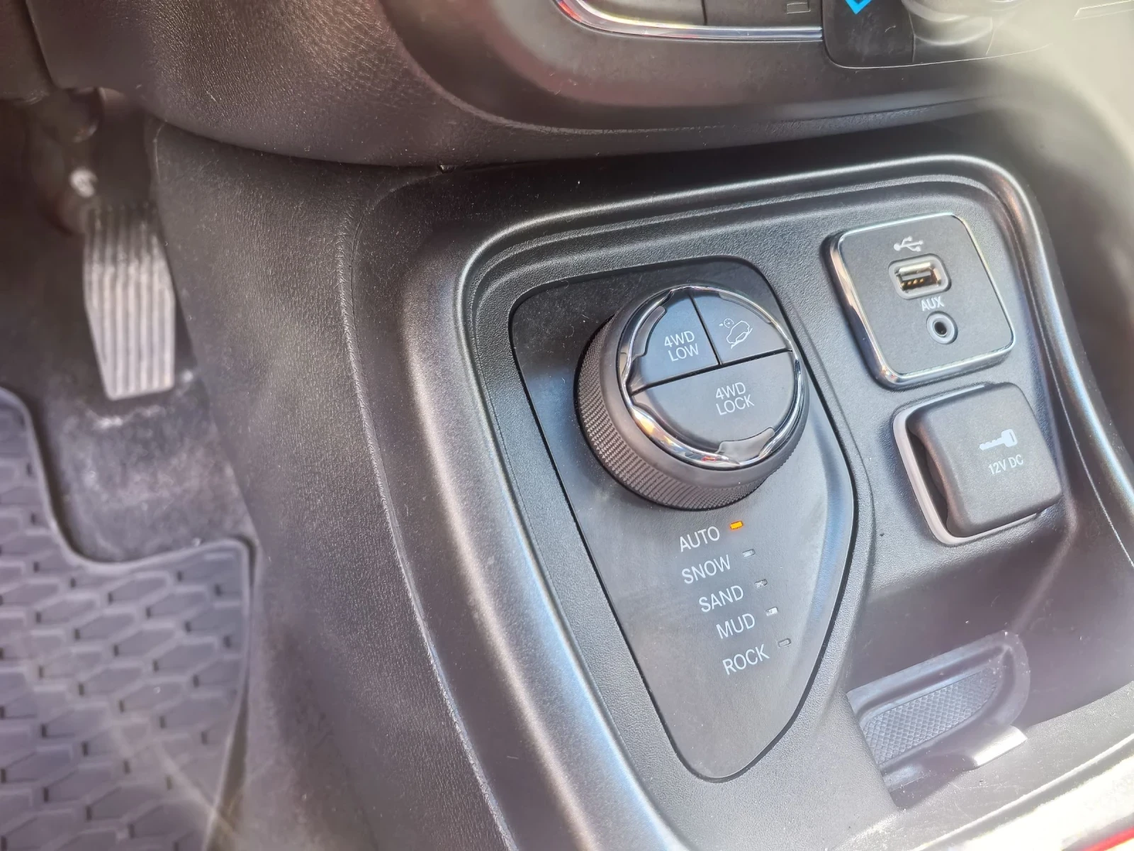 Jeep Compass TRAILHAWK, снимка 11 - Автомобили и джипове - 55163459