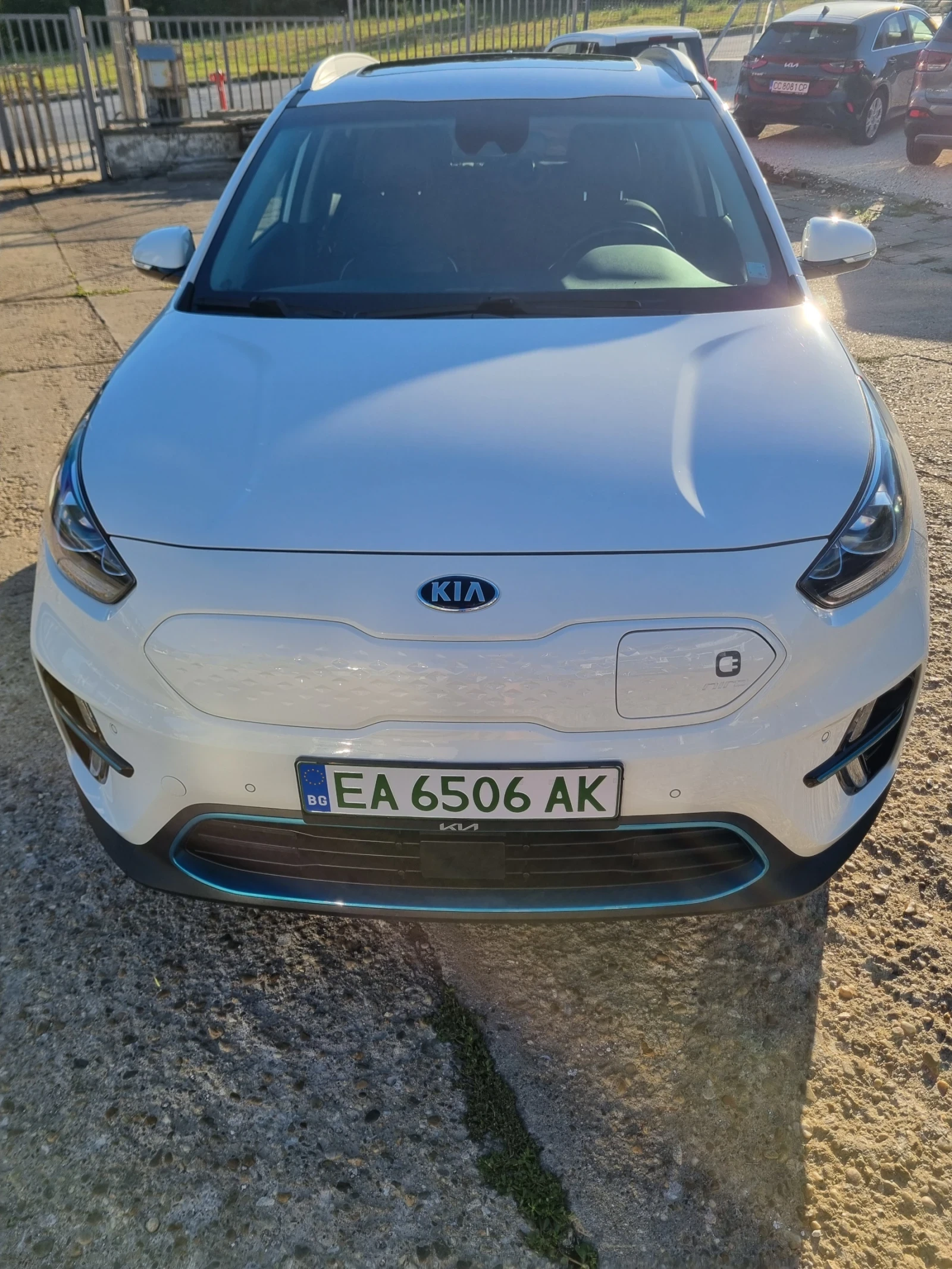 Kia Niro 64 kw/h, 100% SOH, 88 600км, facelift, снимка 5 - Автомобили и джипове - 55984532