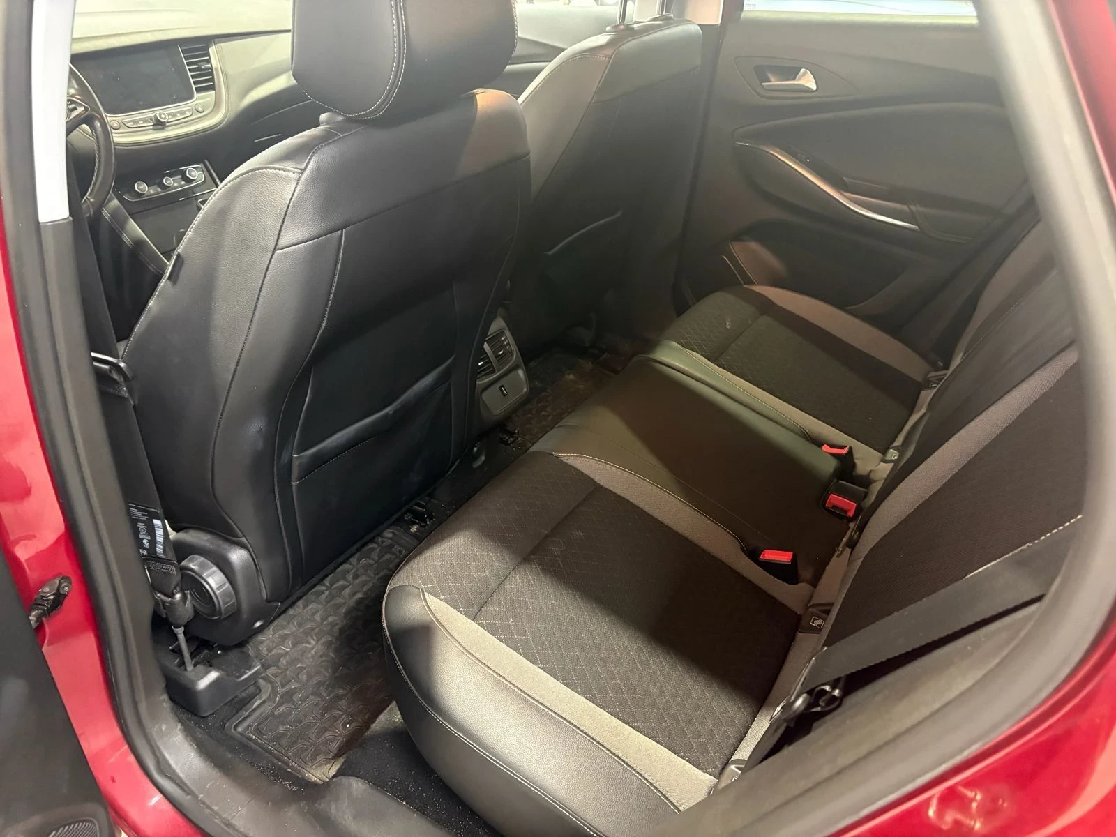 Opel Grandland X 1.6D | EAT8 | Innovation, снимка 10 - Автомобили и джипове - 56130017