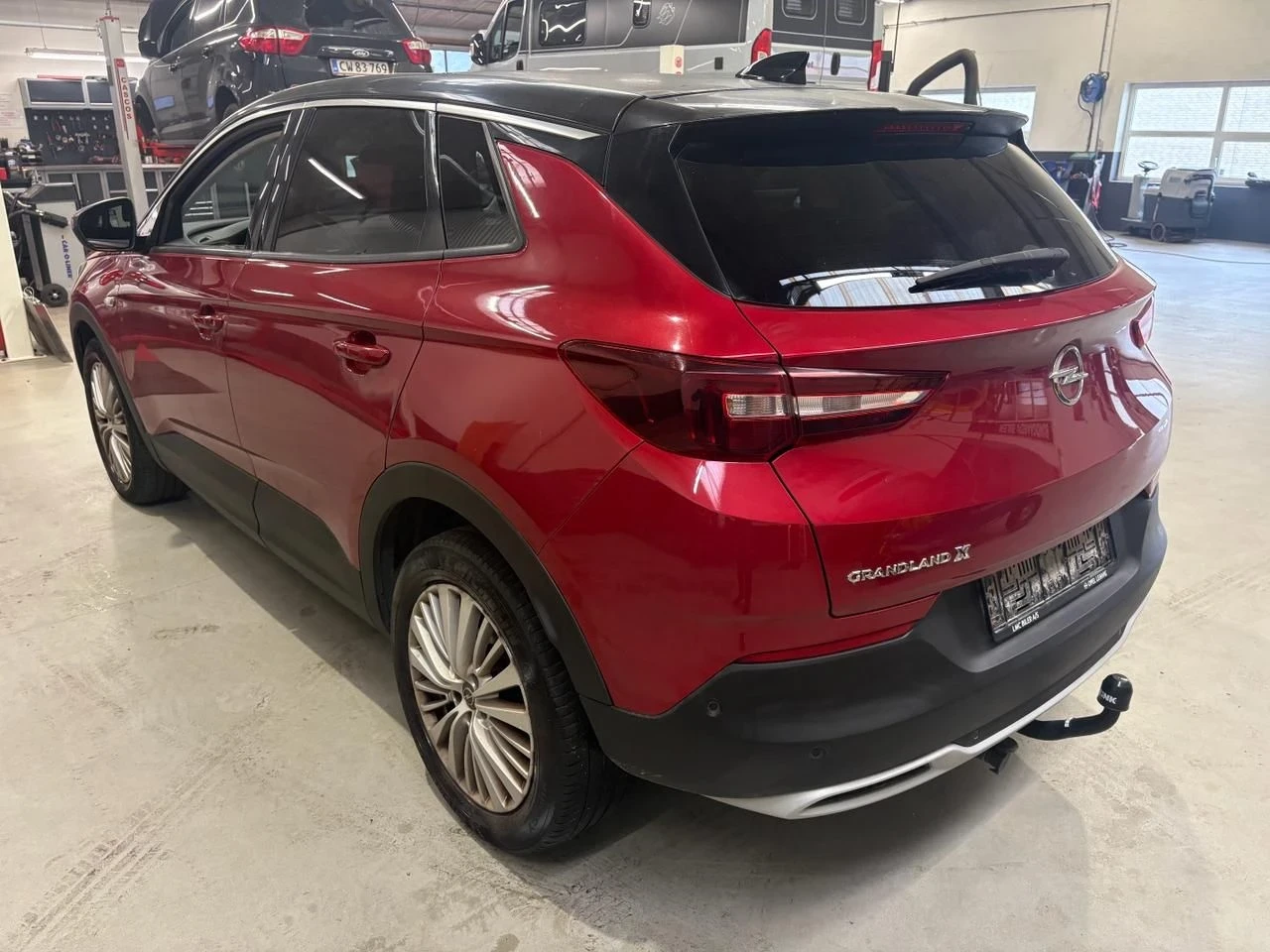 Opel Grandland X 1.6D | EAT8 | Innovation, снимка 6 - Автомобили и джипове - 56130017
