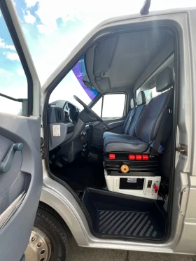 Mercedes-Benz Sprinter 412 До 3.5т - Б категория / Климатик / 5.50м , снимка 13