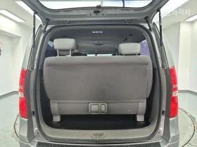 Hyundai H1 11+ 1 CVX Deluxe, снимка 13