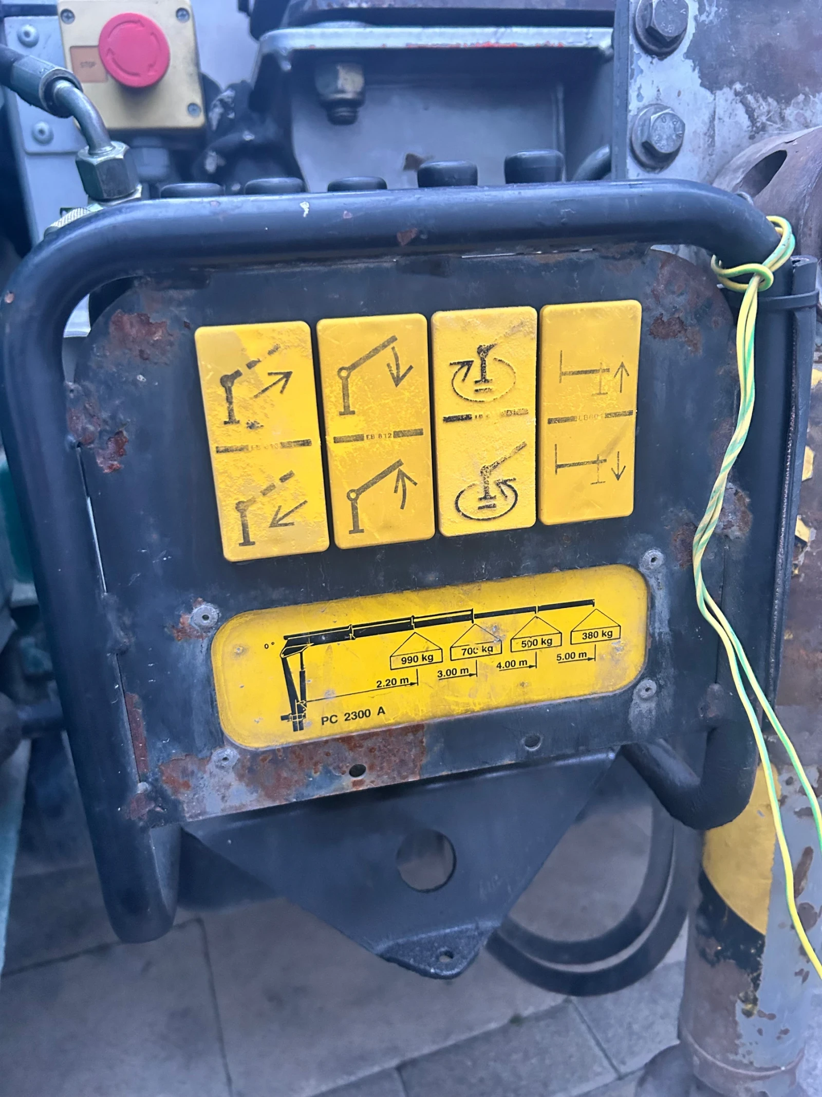 Mercedes-Benz Sprinter 411, снимка 12 - Бусове и автобуси - 54110239