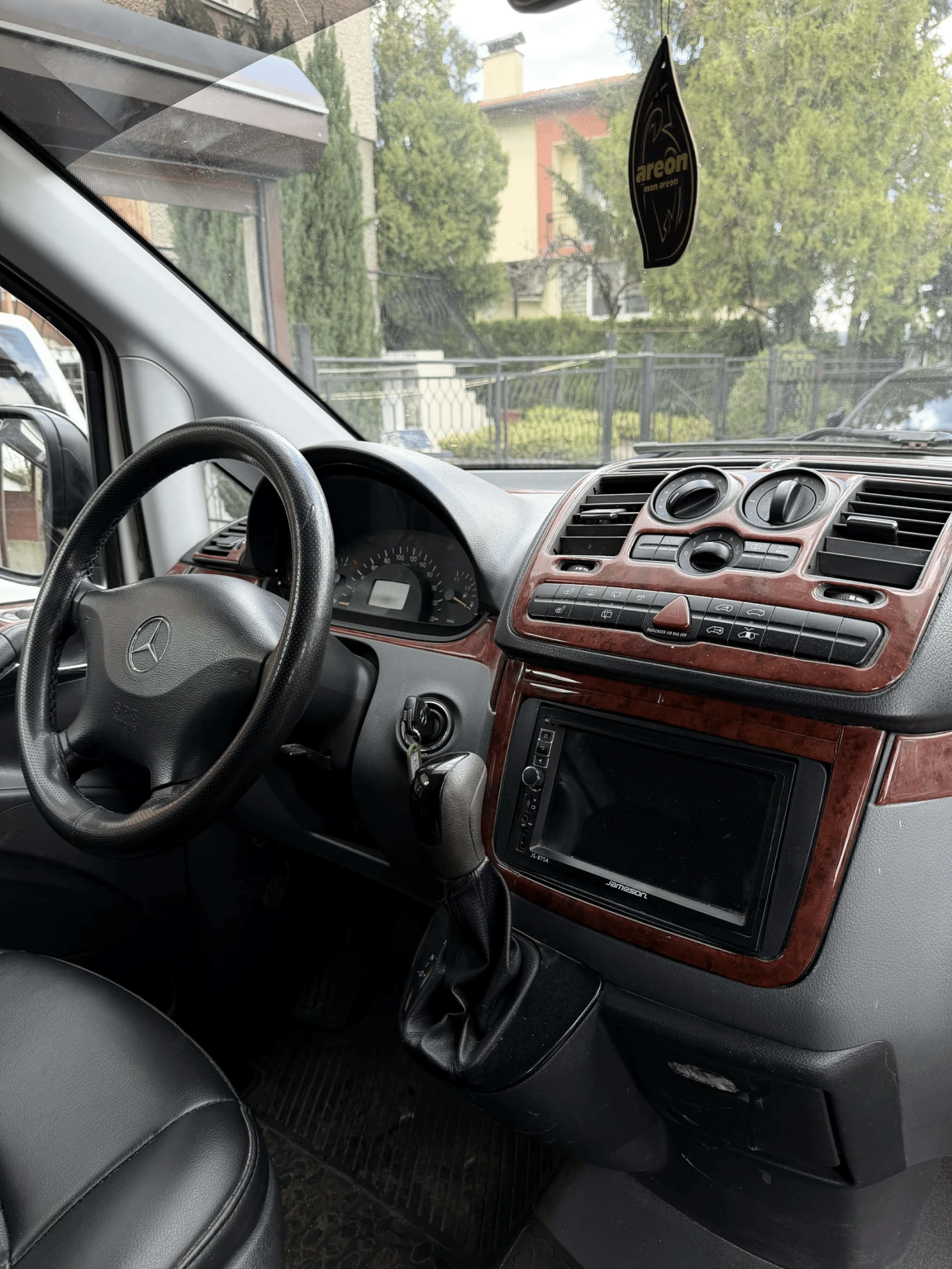 Mercedes-Benz Vito 2.2 CDI, снимка 11 - Бусове и автобуси - 54173572