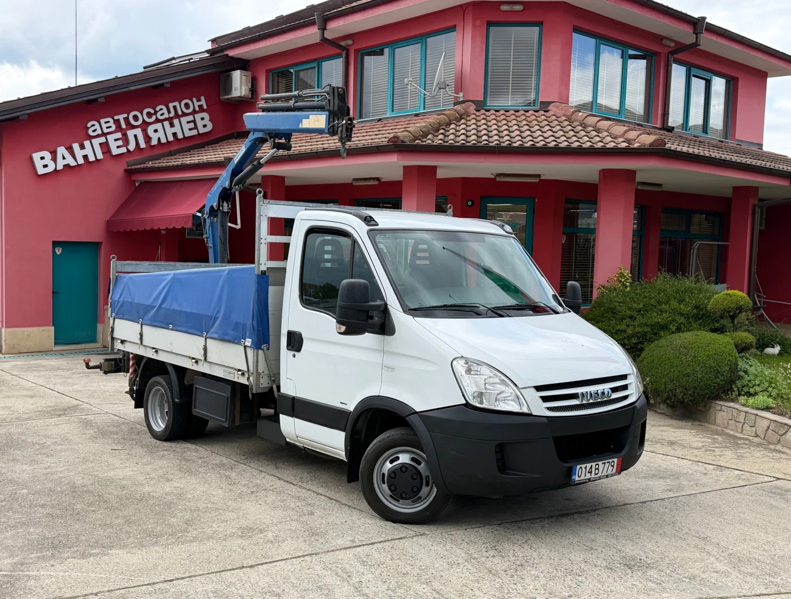 Iveco Daily 3.0HPI* 35C18 + Кран Irontech 40, снимка 14 - Бусове и автобуси - 54341583