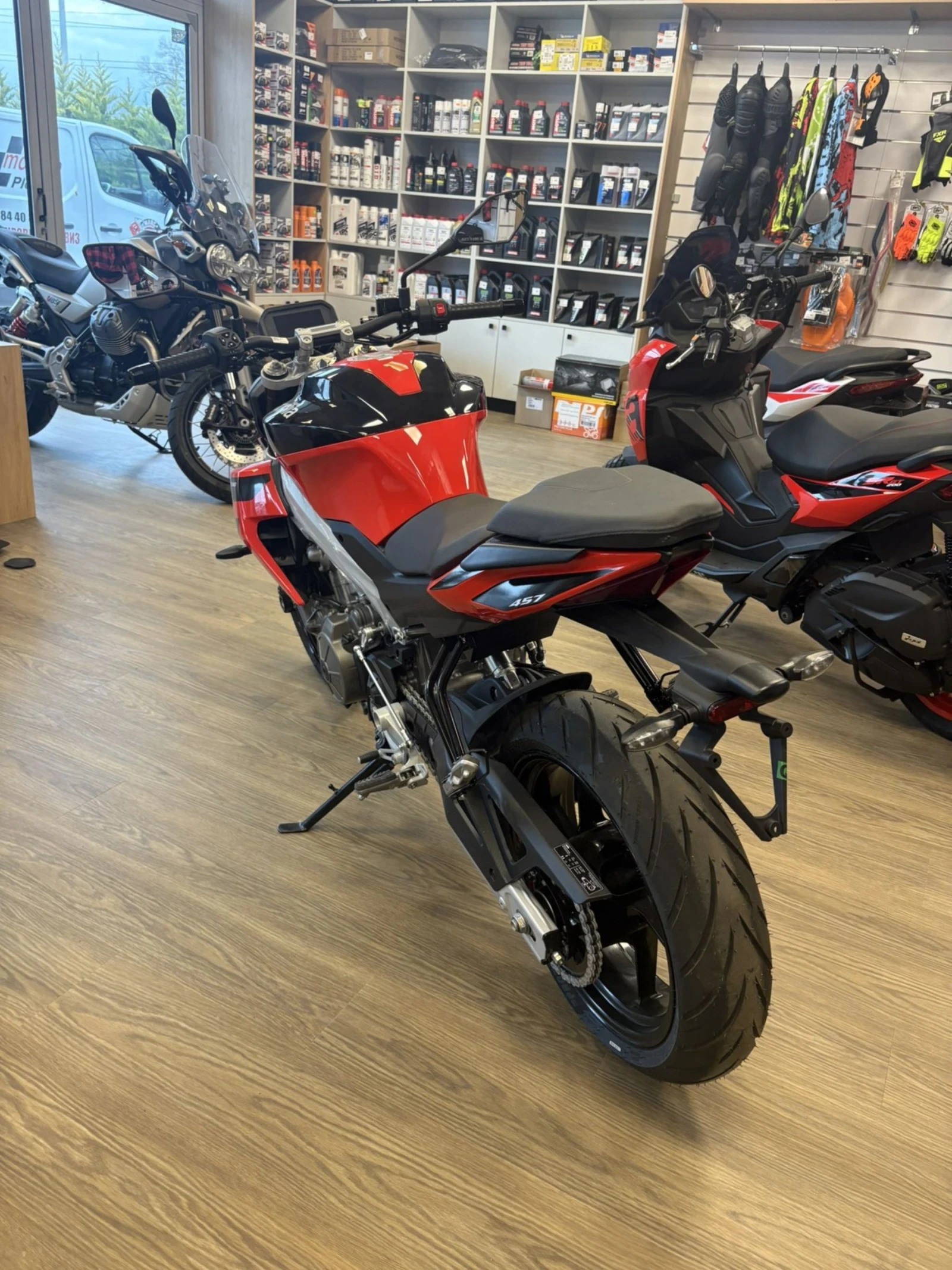 Aprilia Tuono Tuono 457  нов А2 35kw - изображение 4