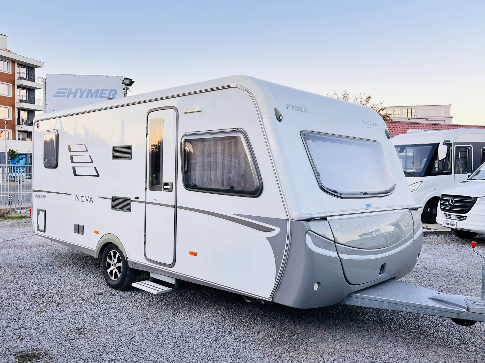 Каравана HYMER / ERIBA NOVA - изображение 3