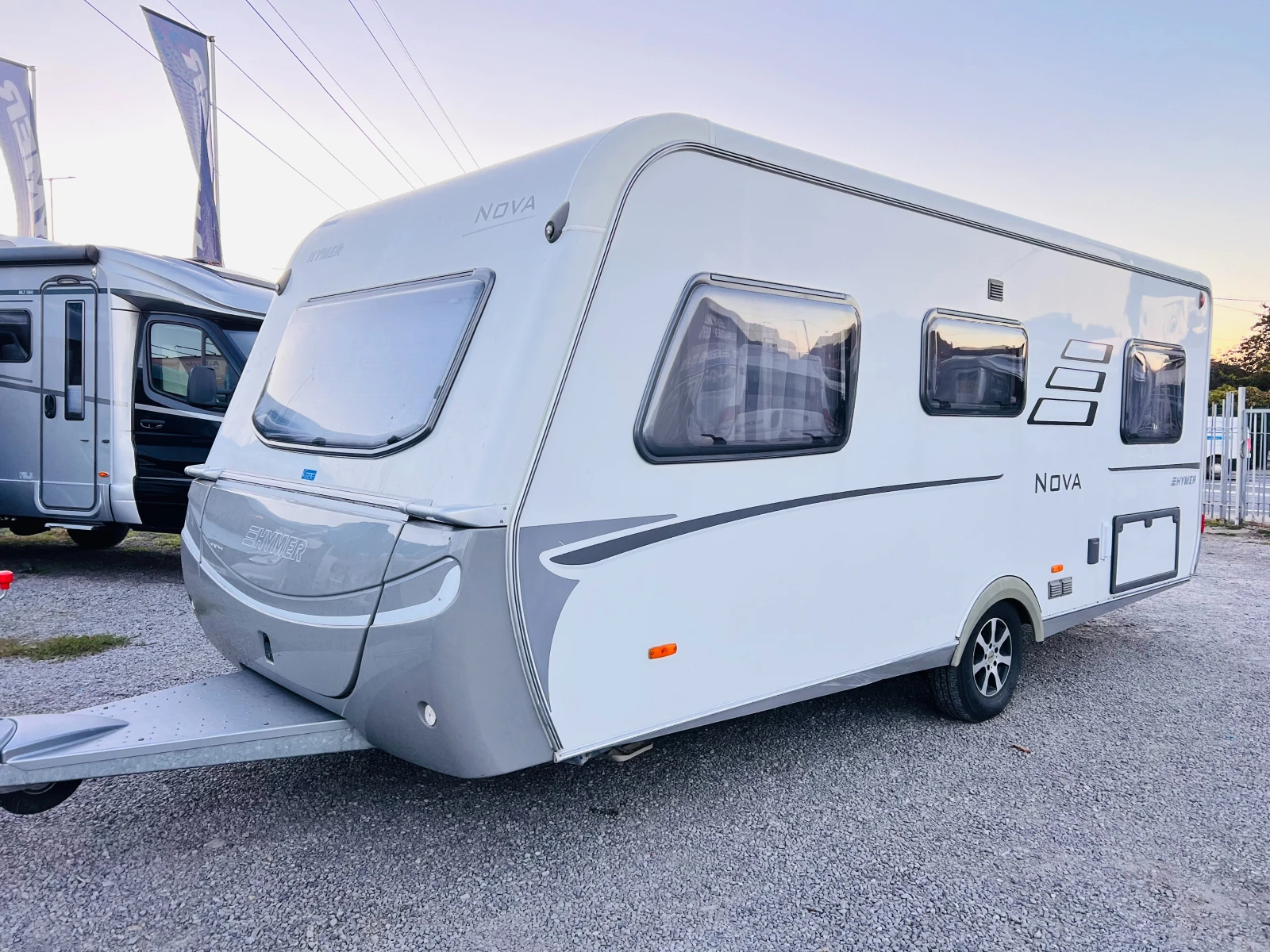 Каравана HYMER / ERIBA NOVA - изображение 2