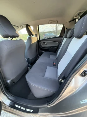 Toyota Yaris 1.0  VVT-i 1000 кубика 60000 км ЧИСТО НОВА, снимка 14