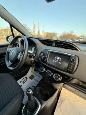 Toyota Yaris 1.0  VVT-i 1000 кубика 60000 км ЧИСТО НОВА, снимка 12