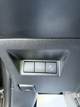 Toyota Yaris 1.0  VVT-i 1000 кубика 60000 км ЧИСТО НОВА, снимка 13