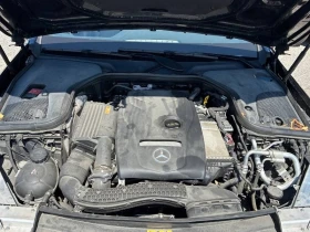 Mercedes-Benz E 300 * 4MATIC * ДИСТРОНИК * 2 КЛЮЧА * CARFAX, снимка 17