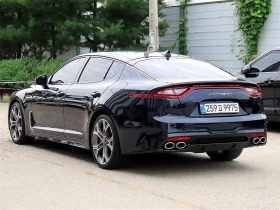 Kia Stinger 3.3* TURBO* ПОДГРЕВ* ОБДУХВАНЕ* КАМЕРА* КЕЙЛЕС* , снимка 4