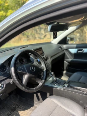 Mercedes-Benz C 220, снимка 7