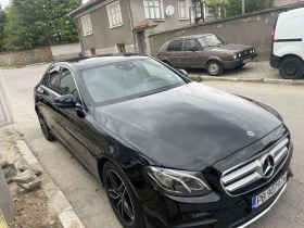 Mercedes-Benz E 220, снимка 2