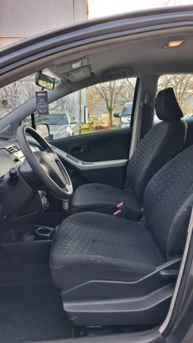 Toyota Yaris 1.3 VVT - I, снимка 7
