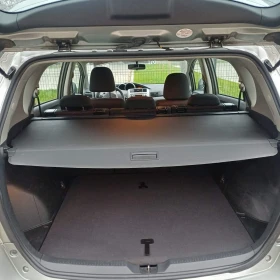 Toyota Verso, снимка 10