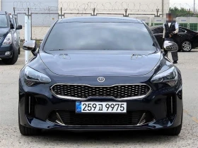 Kia Stinger 3.3* TURBO* ПОДГРЕВ* ОБДУХВАНЕ* КАМЕРА* КЕЙЛЕС* 
