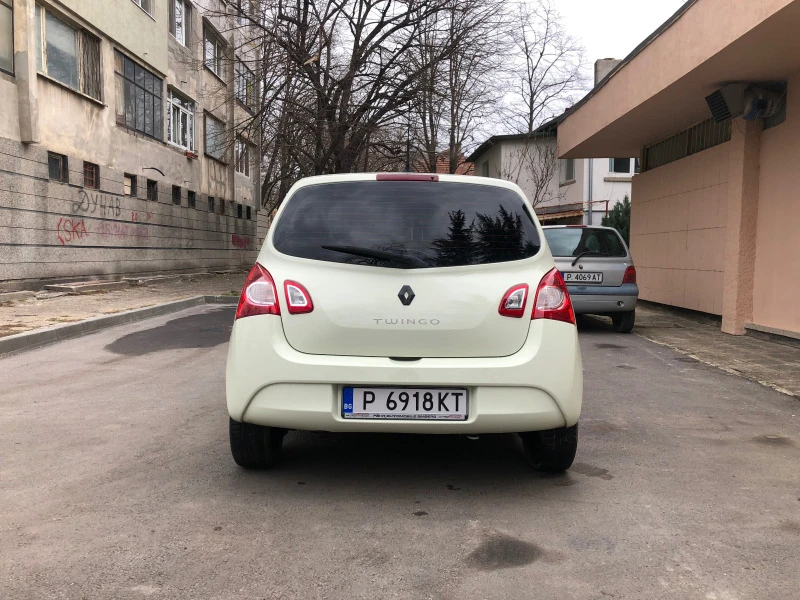 Renault Twingo 1.2 LEV 16V (75 кс), снимка 6 - Автомобили и джипове - 46670996