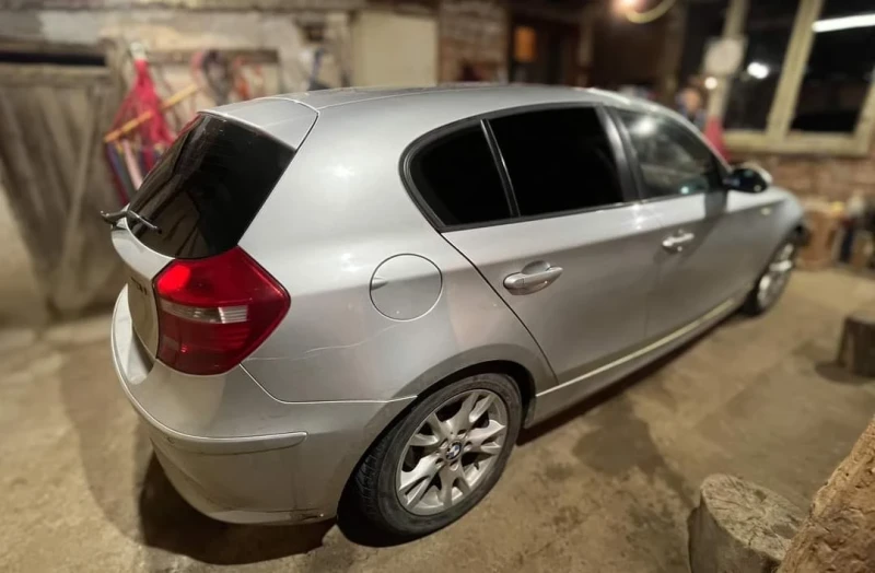 BMW 116 I, снимка 7 - Автомобили и джипове - 49548437