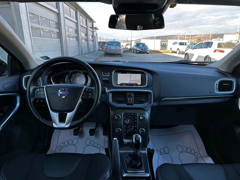 Volvo V40 1.6D-LED-XENON-НАВИГАЦИЯ-FULL-NEW-TOP, снимка 10 - Автомобили и джипове - 48629688