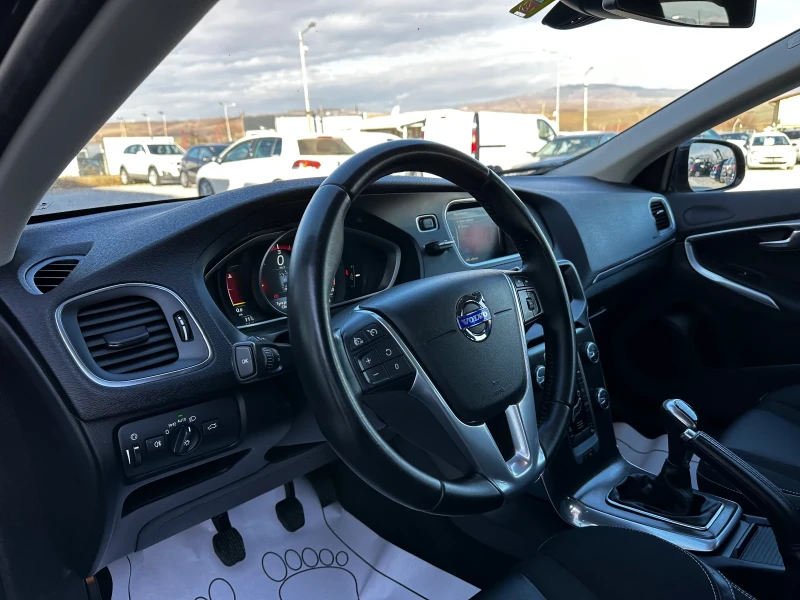 Volvo V40 1.6D-LED-XENON-НАВИГАЦИЯ-FULL-NEW-TOP, снимка 7 - Автомобили и джипове - 48629688