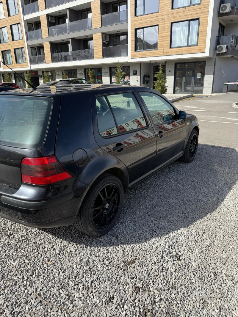 VW Golf, снимка 6 - Автомобили и джипове - 49506410