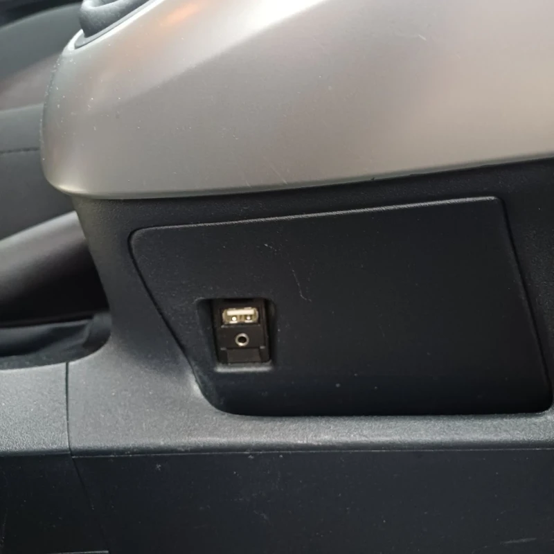 Toyota Verso, снимка 12 - Автомобили и джипове - 52689776