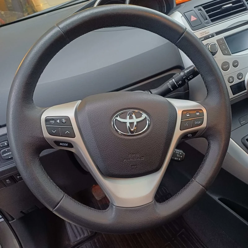 Toyota Verso, снимка 4 - Автомобили и джипове - 52689776