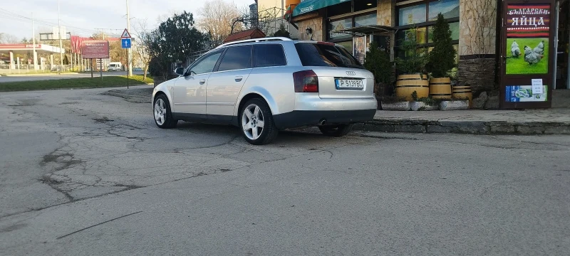 Audi A4, снимка 3 - Автомобили и джипове - 52912682
