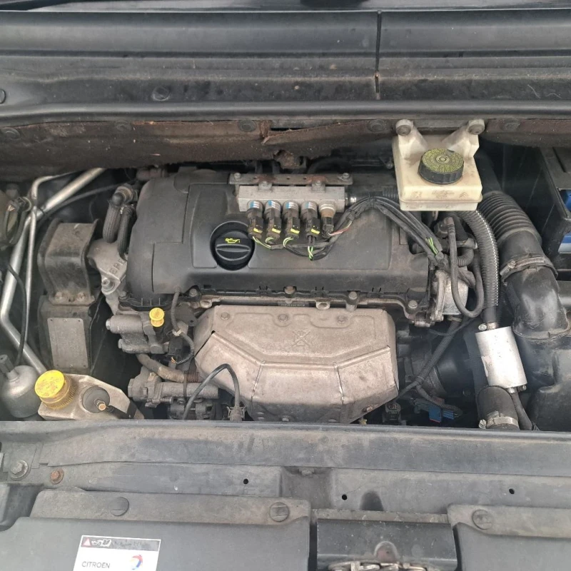 Citroen C4 Picasso 1.6 ГАЗ БЕНЗИН , снимка 10 - Автомобили и джипове - 53065151