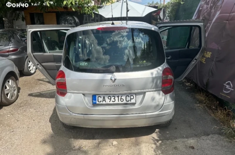 Renault Modus, снимка 11 - Автомобили и джипове - 53423606