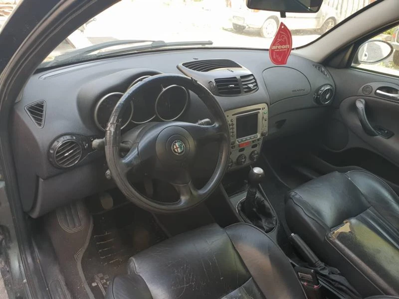 Alfa Romeo 147 1.9 JTD 115hp, снимка 5 - Автомобили и джипове - 41427602