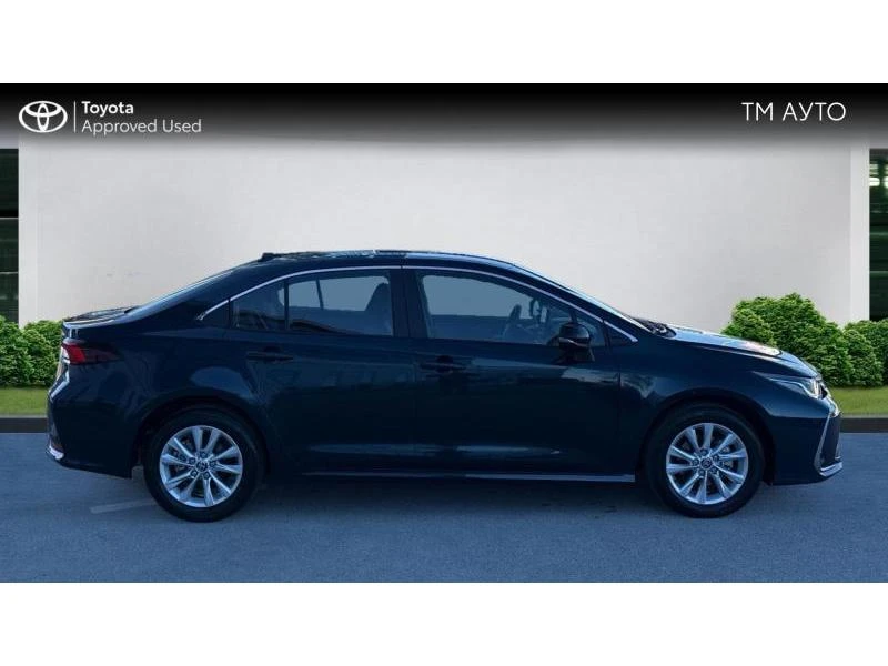 Toyota Corolla 1.5 CVT SDN Executive MY25 - НОВА, снимка 17 - Автомобили и джипове - 53000495