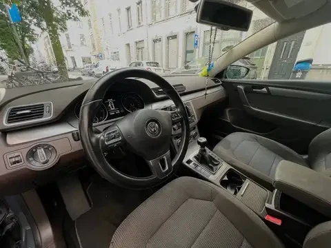 VW Passat, снимка 4 - Автомобили и джипове - 53980499