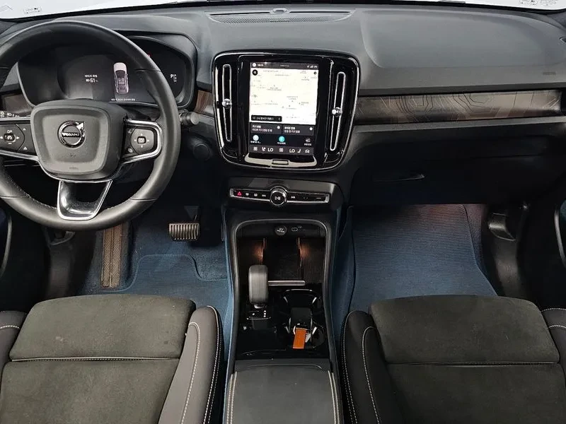 Volvo C40  Recharge Twin Ultimate, снимка 14 - Автомобили и джипове - 56656365