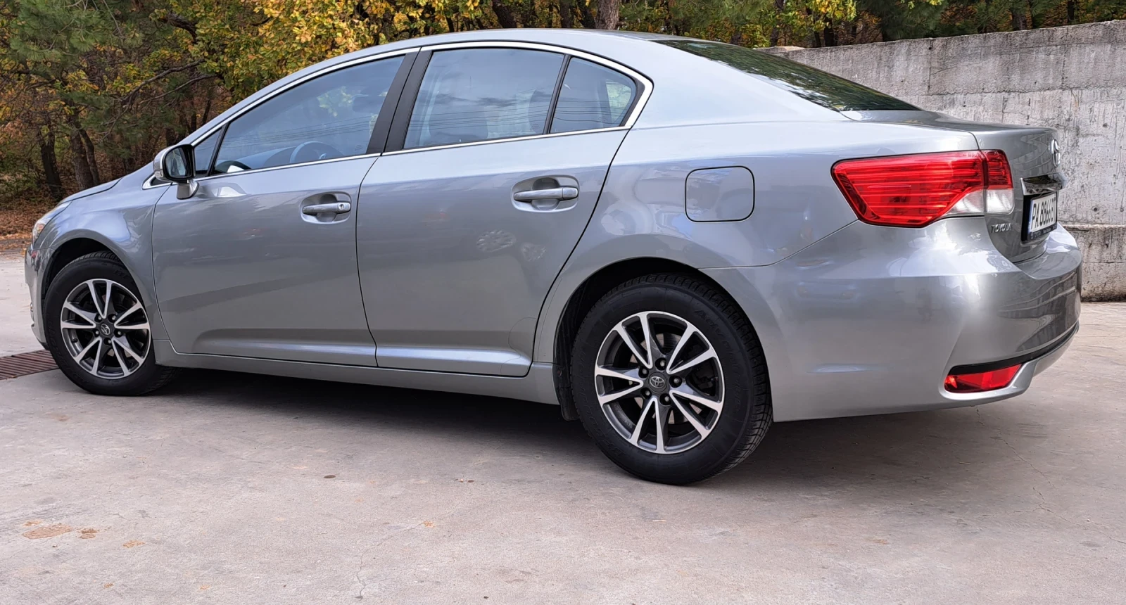 Toyota Avensis 2.0 D4D - изображение 4