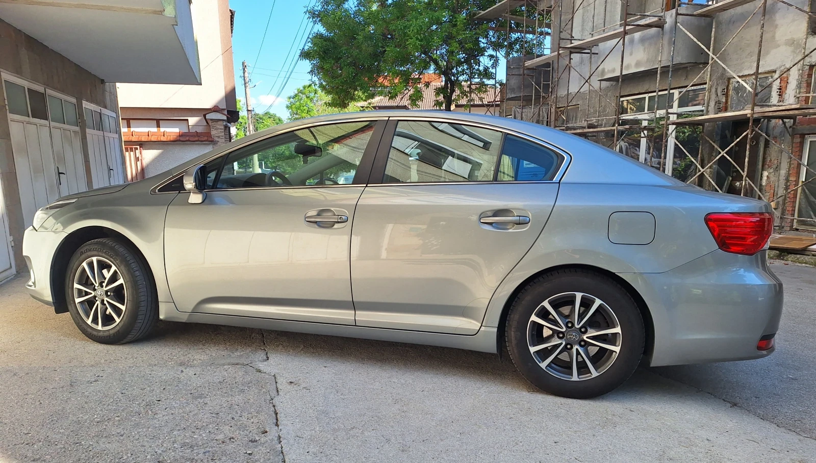 Toyota Avensis 2.0 D4D - изображение 6