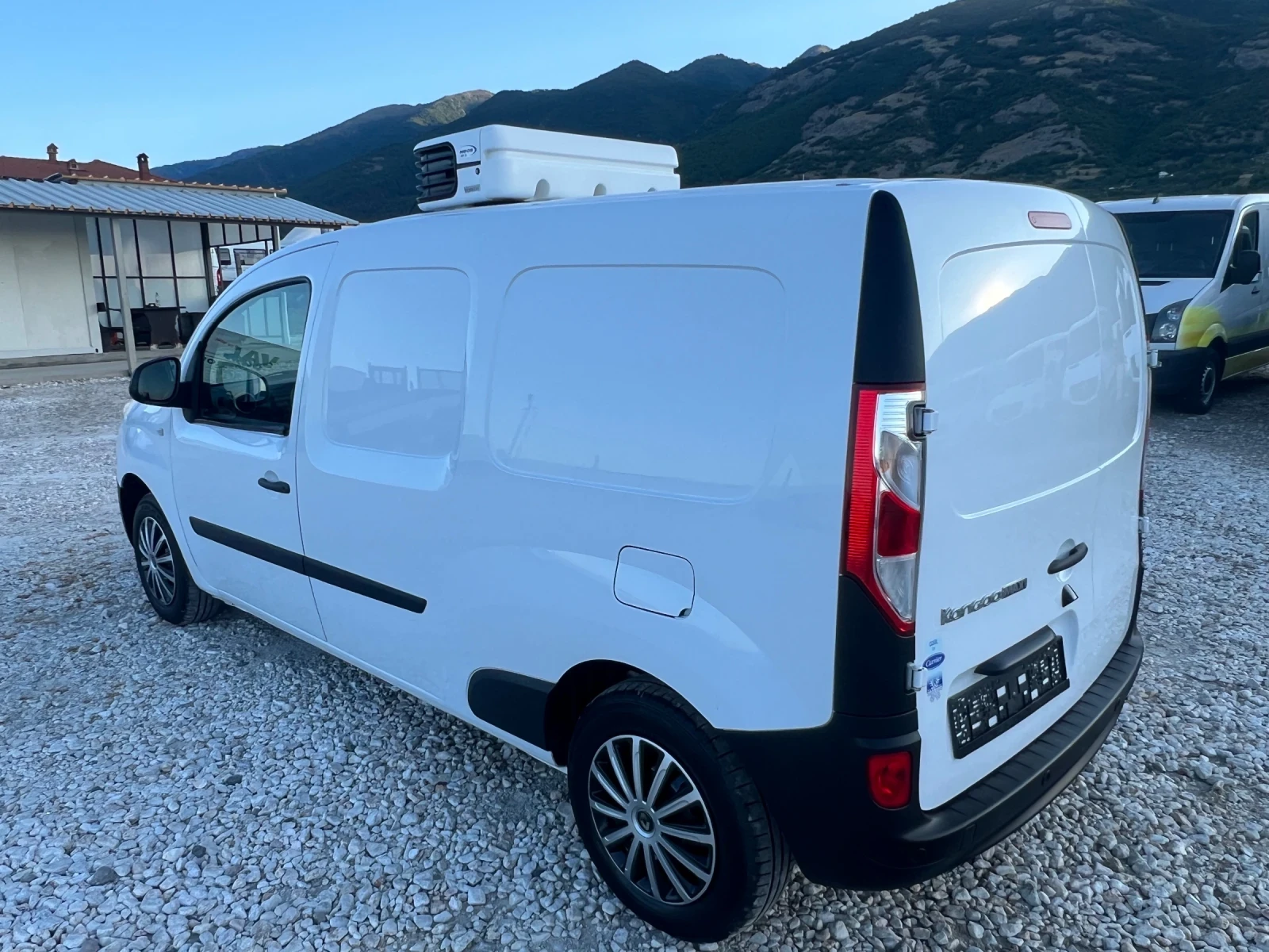 Renault Kangoo ХЛАДИЛЕН - КЛИМАТИК 1.5 DCI MAXI 110 КОНЯ ЕВРО 6B - изображение 8