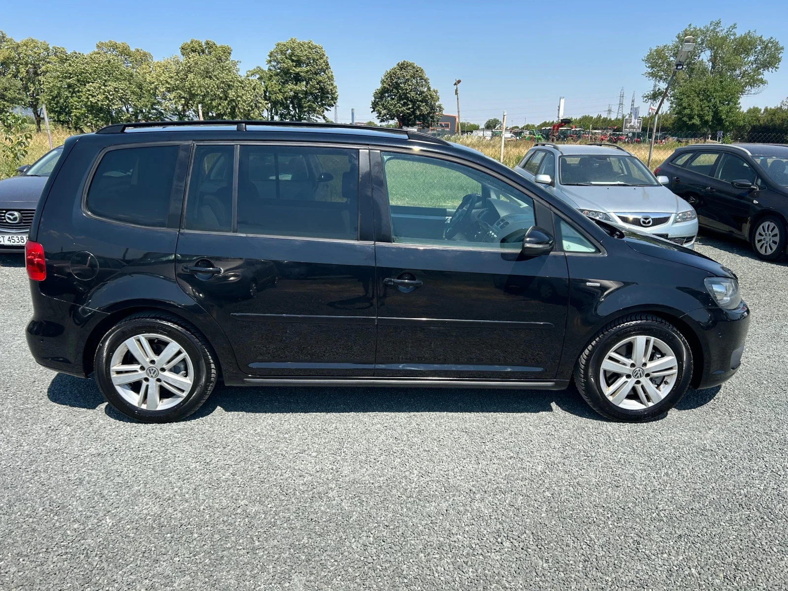 VW Touran 2.0TDI 140к.с. 7местен - изображение 4