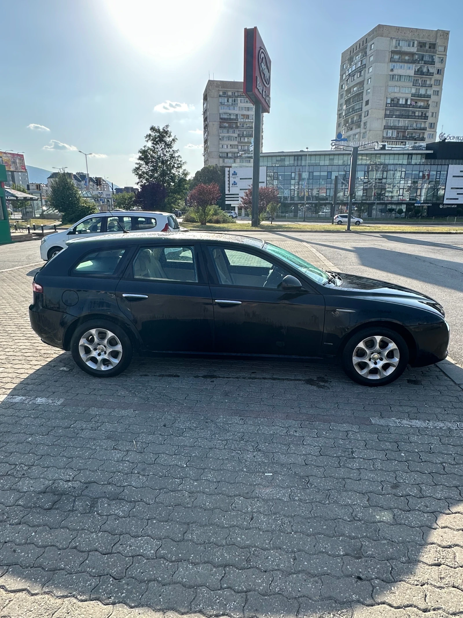 Alfa Romeo 159 1.9 JTD - изображение 2