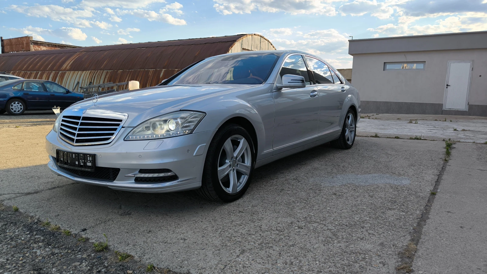 Mercedes-Benz S 500 S 550 388 к.с. - изображение 4