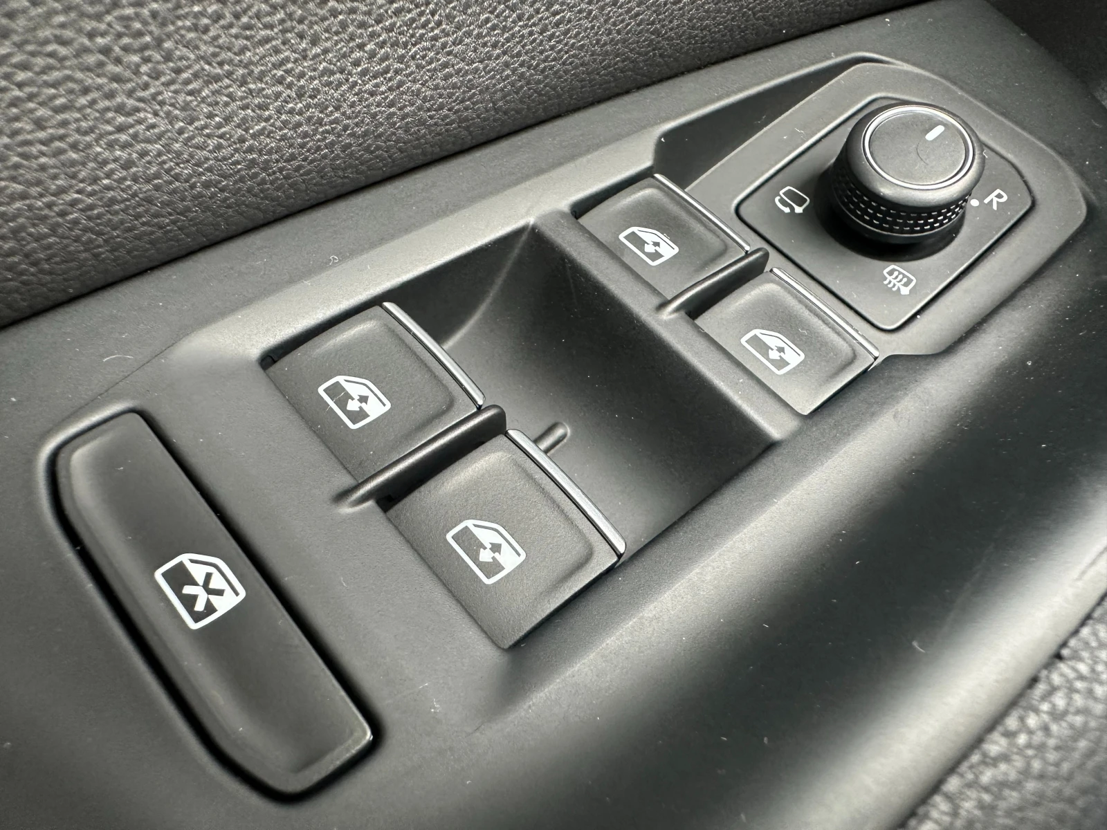 VW Passat Alltrack 2.0d 190 к.с./4х4 | Mobile.bg — изображение 17