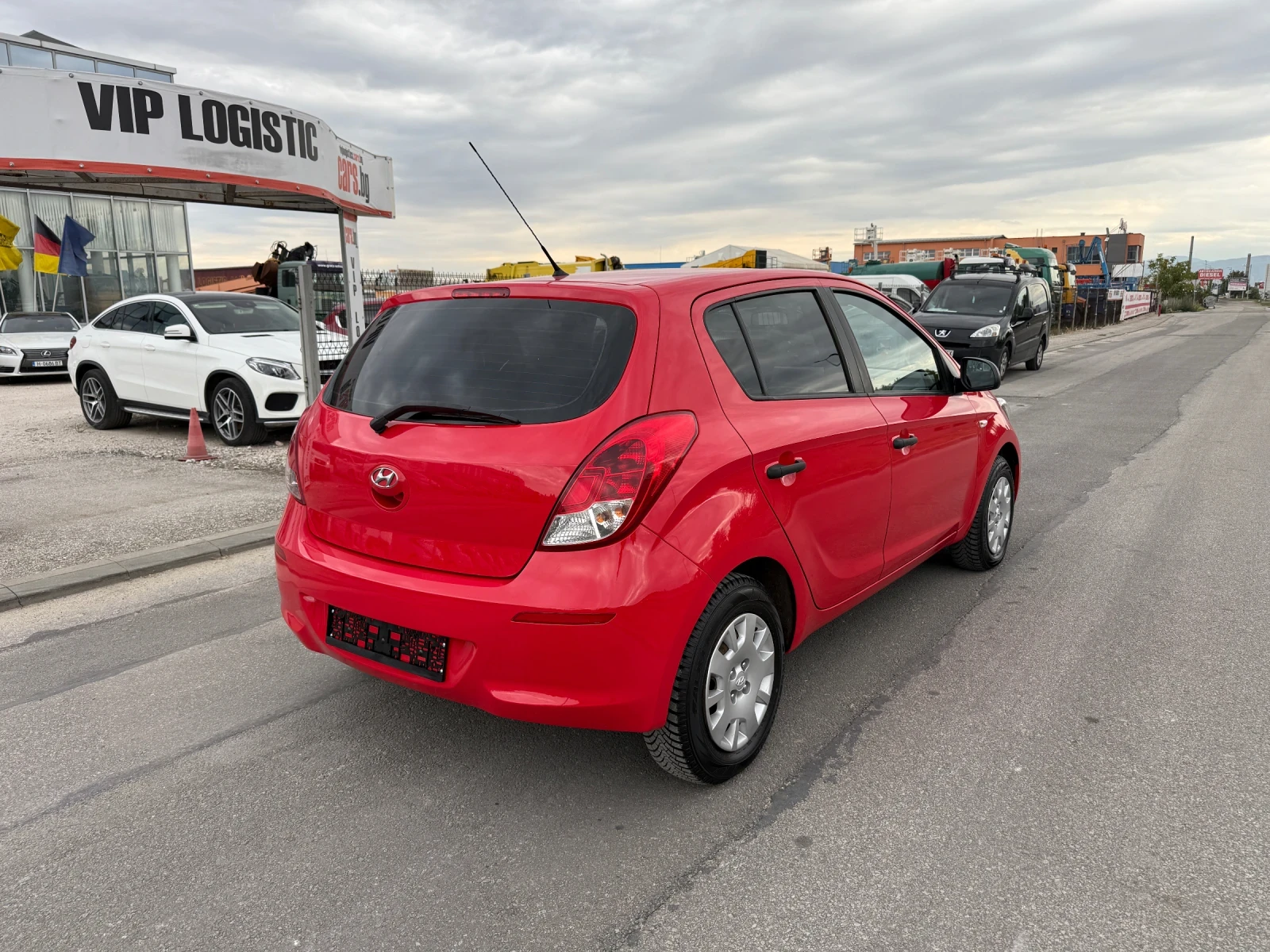 Hyundai I20 1.4I* EURO5B* НОВ ВНОС* БЕЗУПРЕЧЕН* НОВИ ГУМИ*  - изображение 6