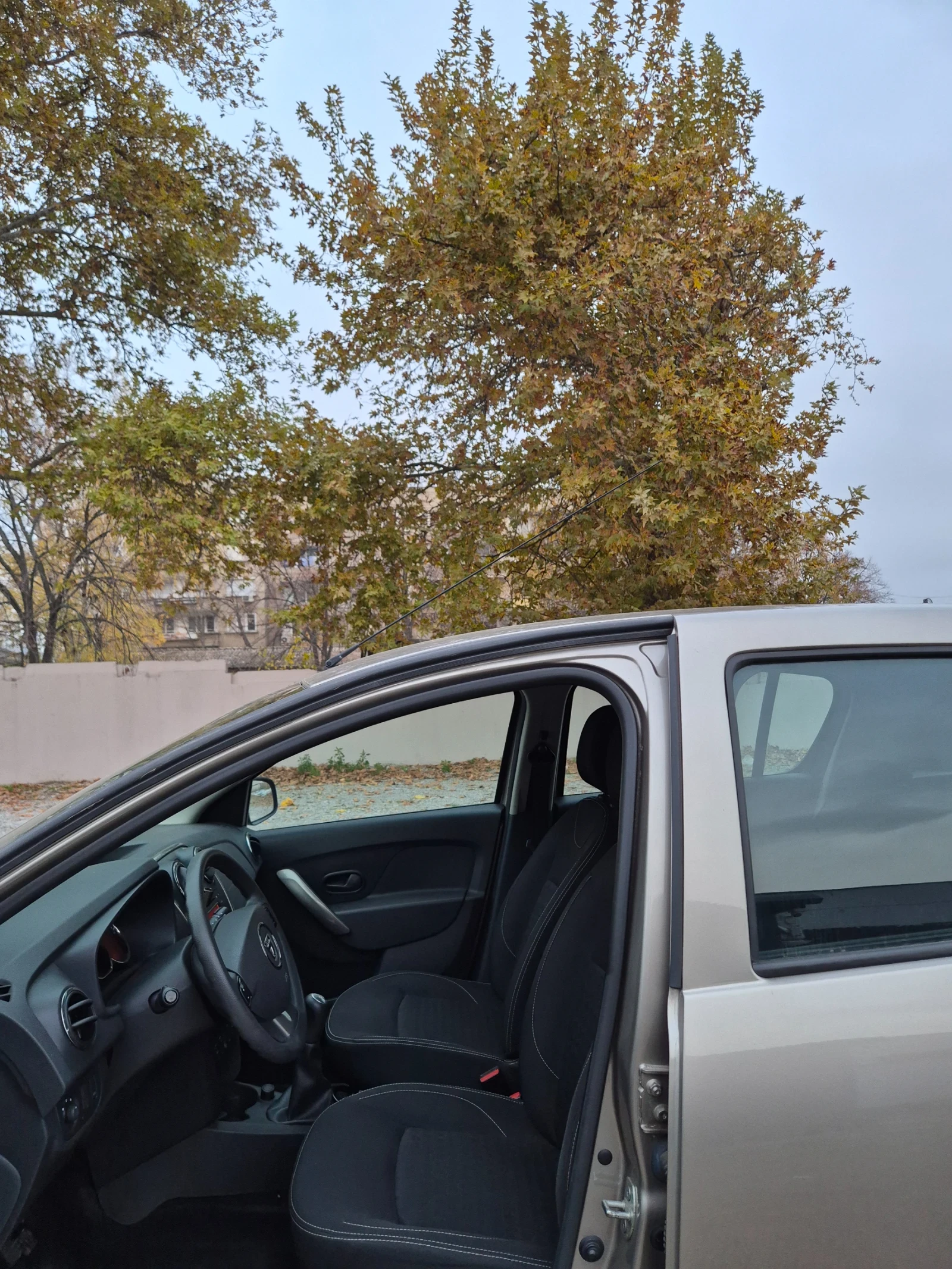 Dacia Sandero 1.5 dci - изображение 9