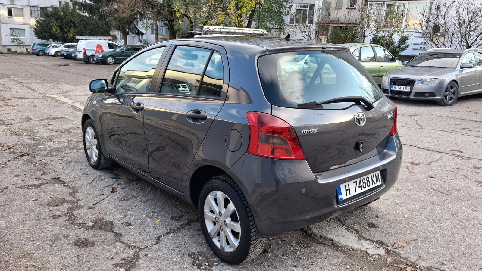 Toyota Yaris 1.3 VVT  - изображение 5