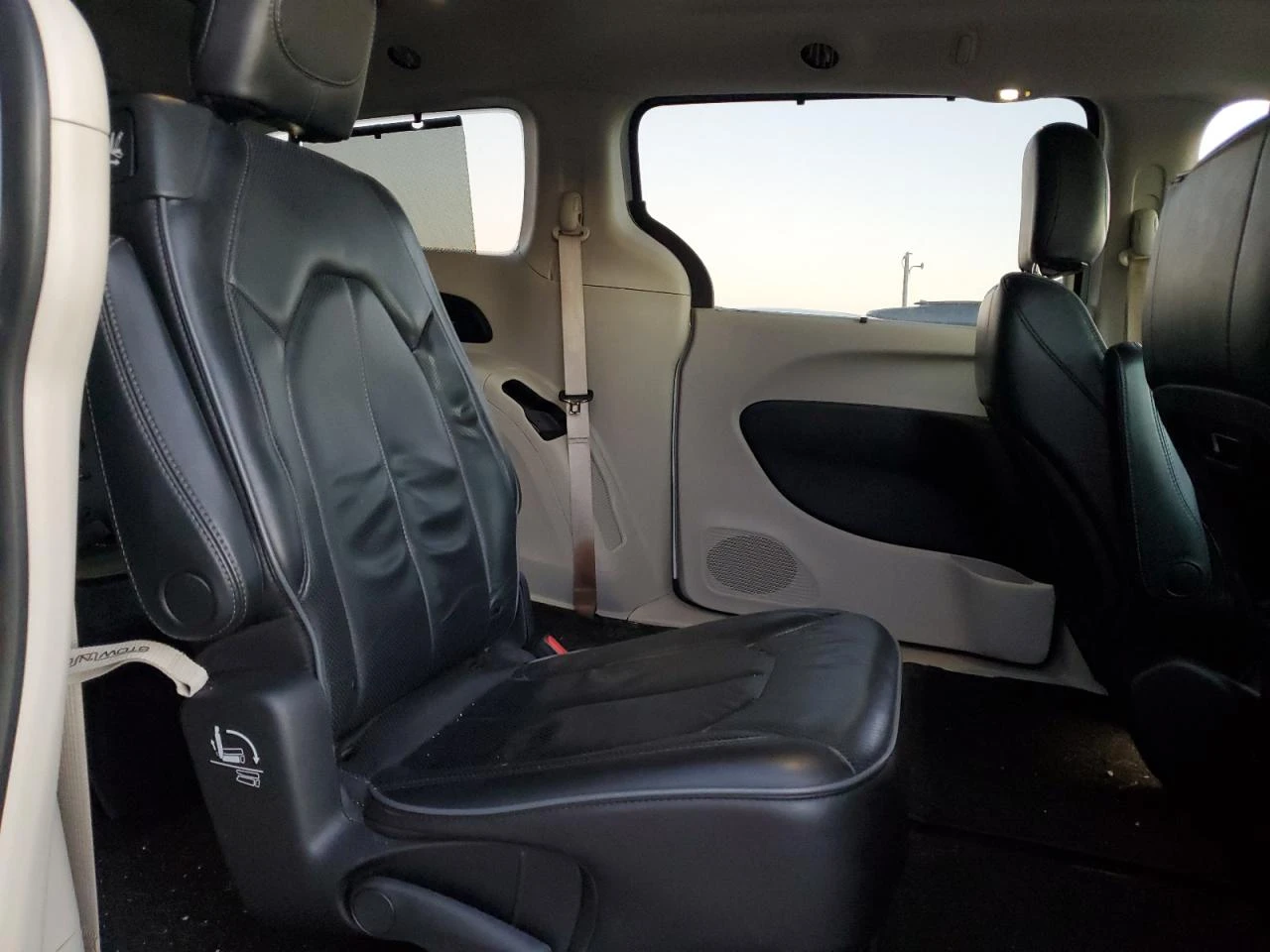 Chrysler Pacifica * LIMITED* БЕЗ УДАР*  - изображение 10